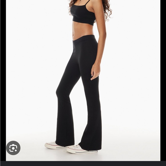 Aritzia posie pant - Picture 2 of 3